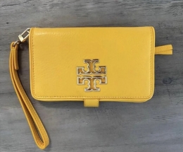 Super cute Tory Burch wristlet